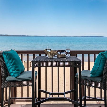 New Listing Beach Bliss 211! Stunning Bay View Traverse City Exteriör bild