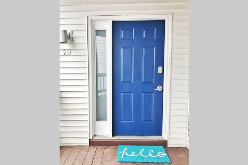New Listing Beach Bliss 211! Stunning Bay View Traverse City Exteriör bild