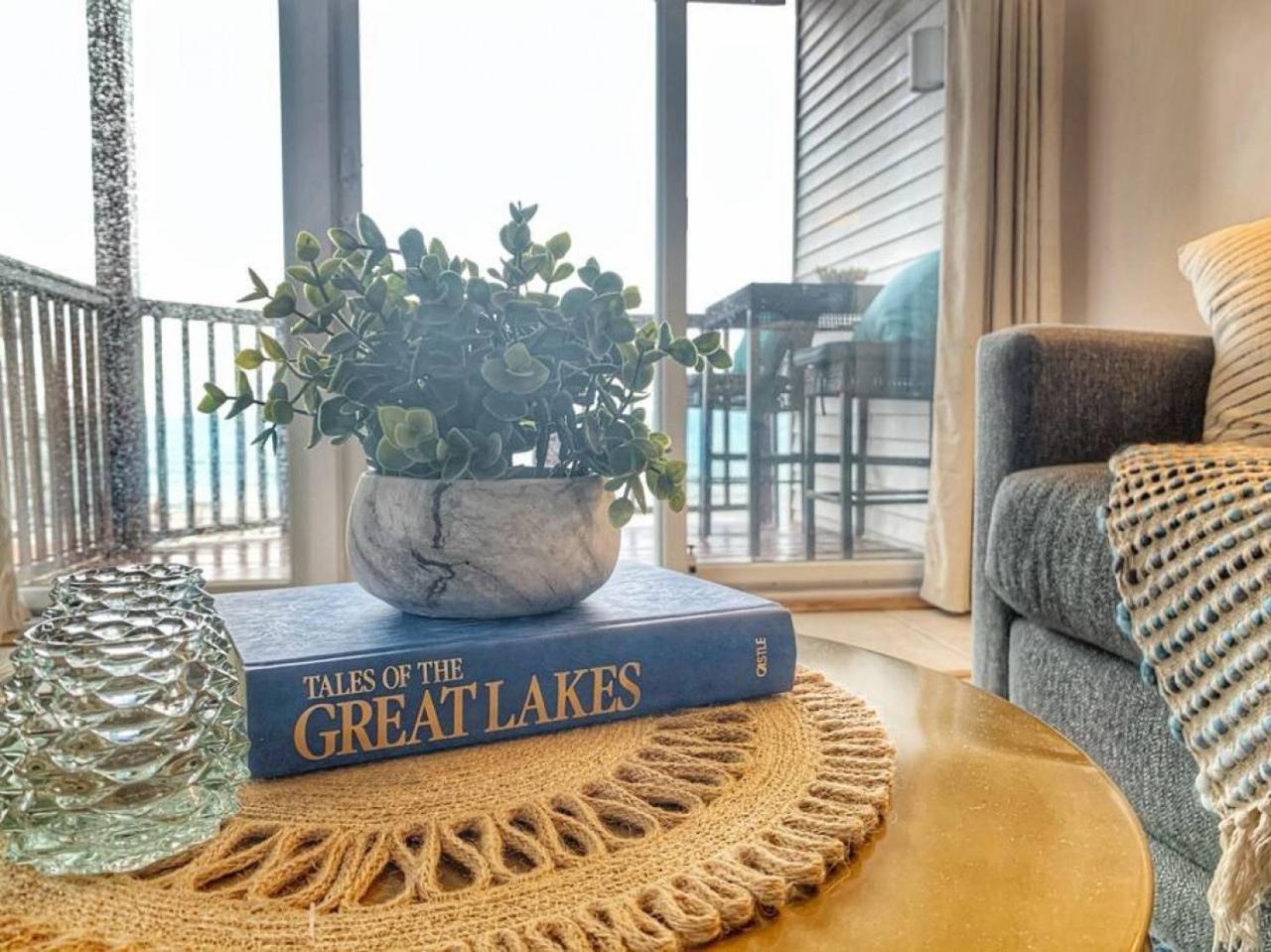 New Listing Beach Bliss 211! Stunning Bay View Traverse City Exteriör bild
